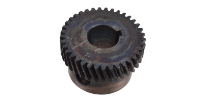 Шестерня D32.8хd12х23 Z37 N000-024-412 для пилы ЗПТ-210-1400 Л
