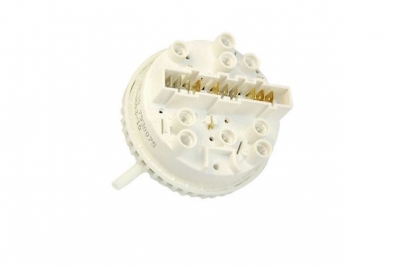 Прессостат (датчик уровня воды) для стиральной машины Zanussi 1508603105