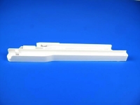 Направляющая (правая) ящика овощей для холодильника Whirlpool 480132101067